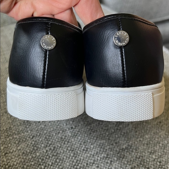 Steve Madden Electric/Eltro 1S1 Black Quilted Slip-On Sneakers Size 9 NWOT - Picture 8 of 8